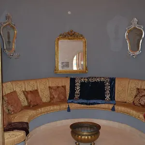 Elegante Nel Centro Di Apartment